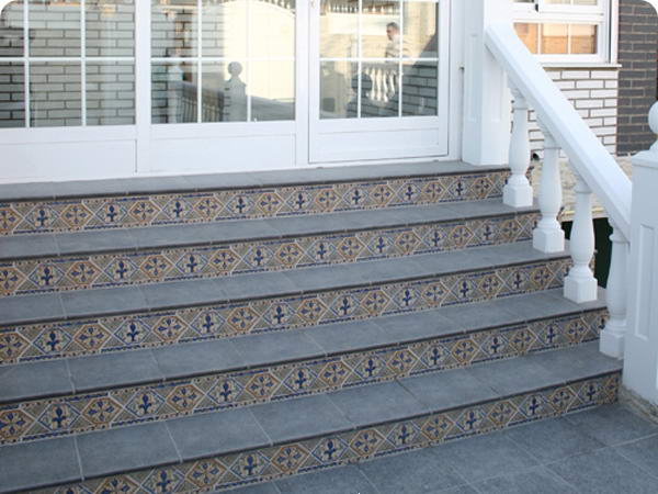 Фронтальная ступень Vega Gris, Exagres